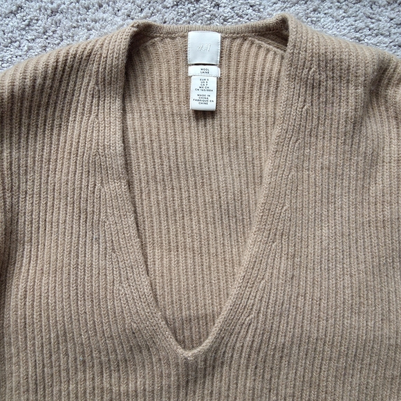 H&M Beige Wool Ribbed Sweater - Picture 3 of 10